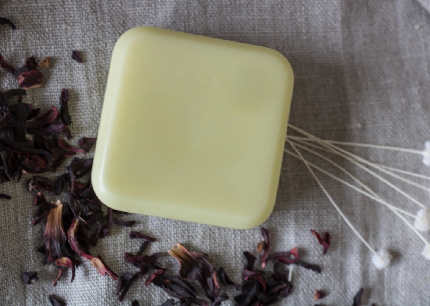 Ylang ylang - All hair types